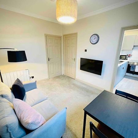 Newly Refurbished, Central Apartment With Permit Parking Bath Zewnętrze zdjęcie